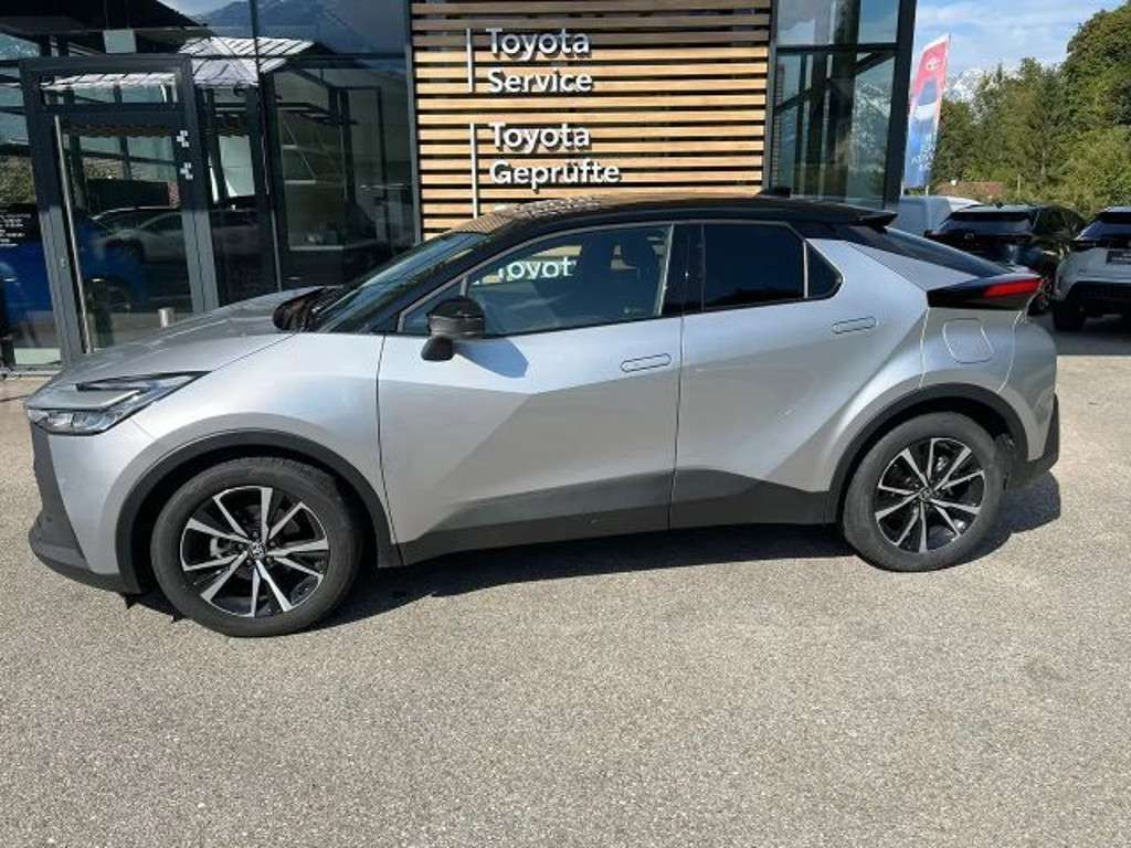 Toyota C-HR 2024 Benzine