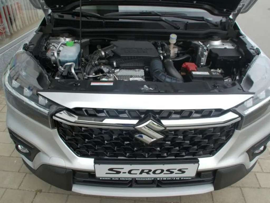 Suzuki S-Cross