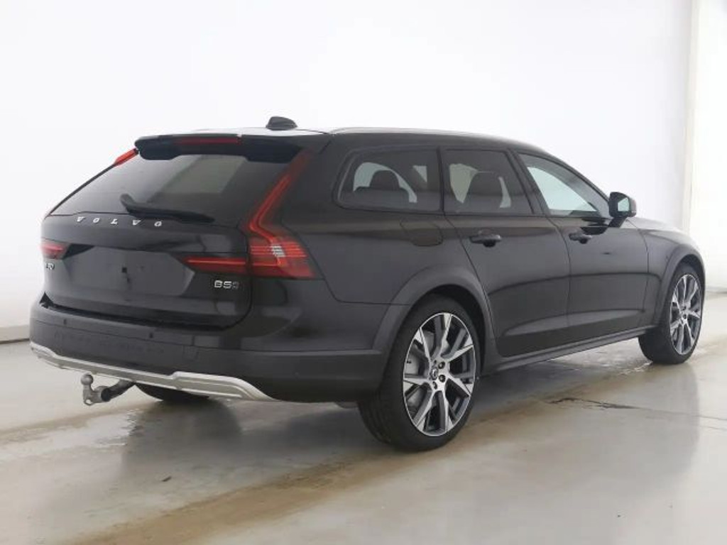 Volvo V90 Cross Country 2023 Diesel