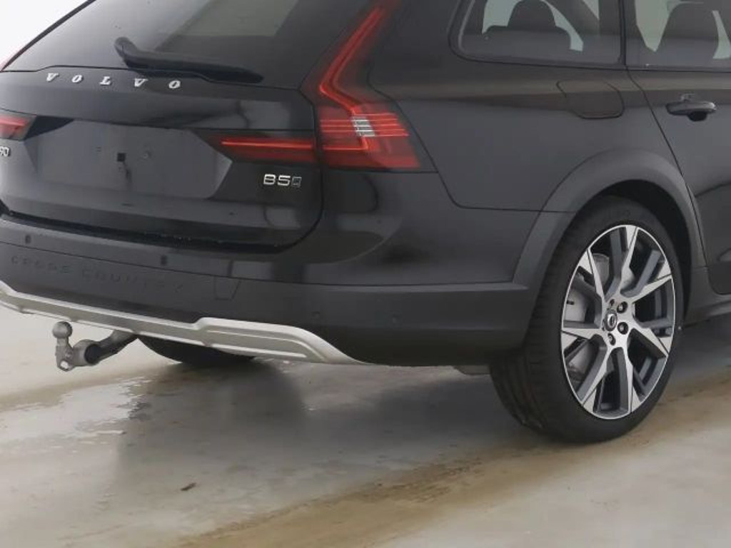 Volvo V90 Cross Country