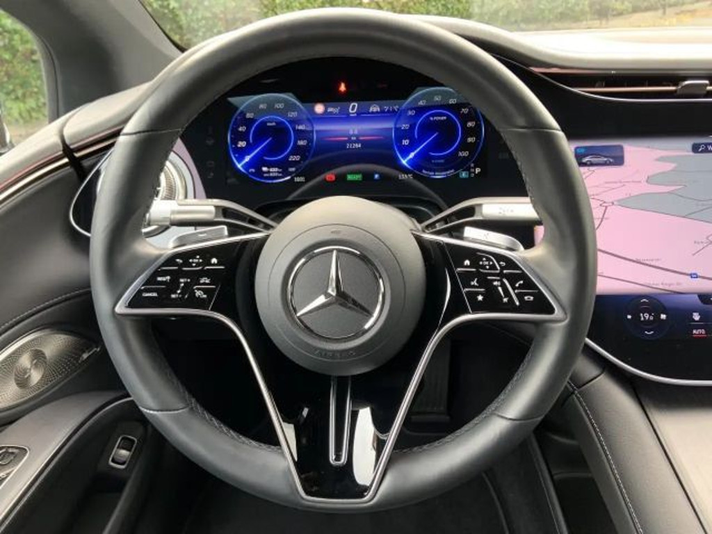 Mercedes-Benz EQS