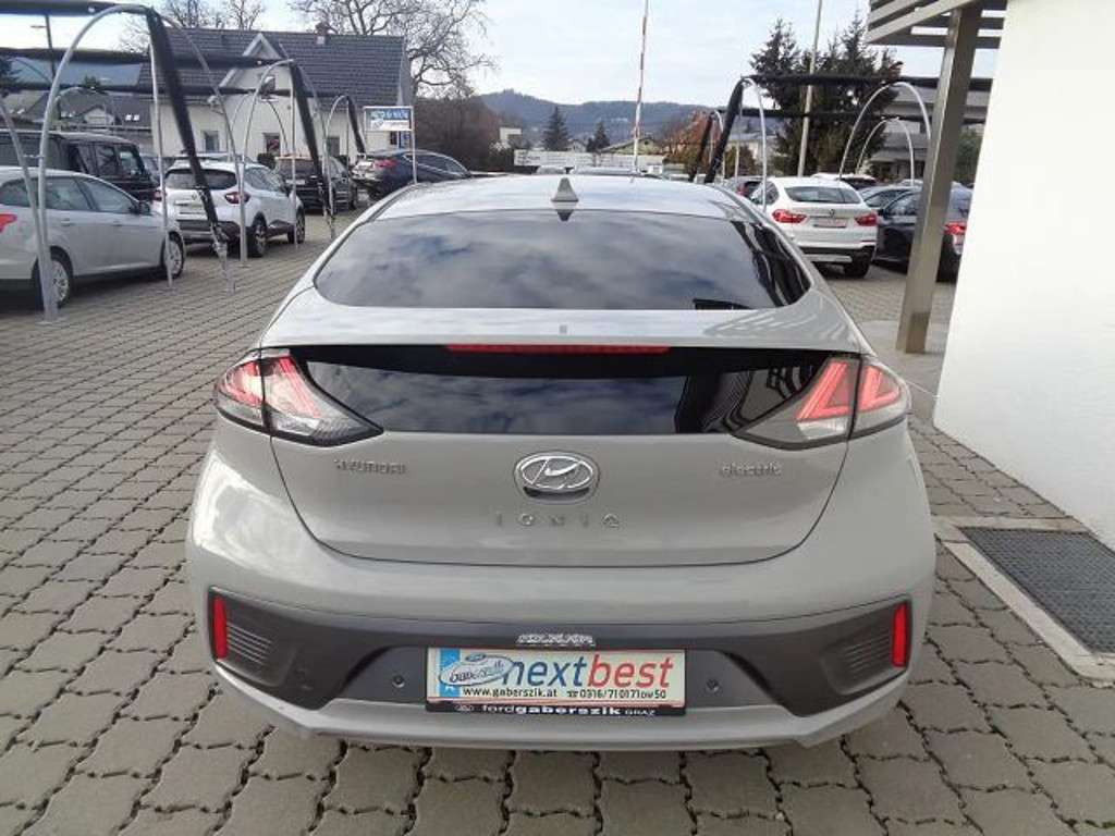Hyundai Ioniq
