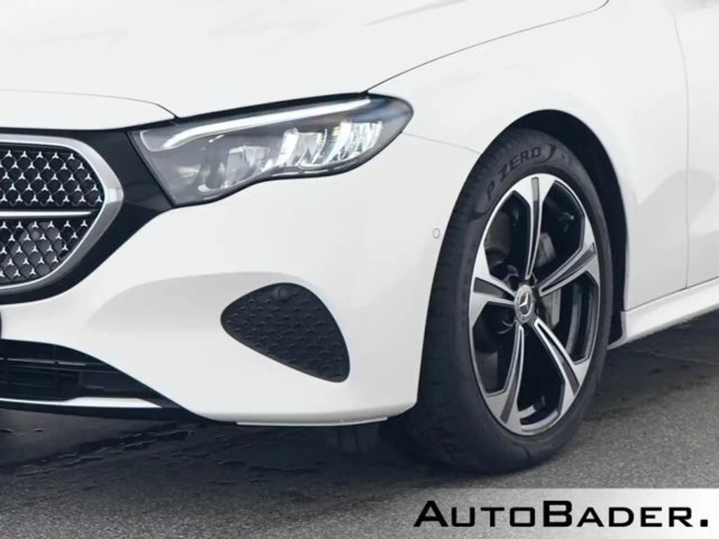 Mercedes-Benz E-Klasse 2024 Hybride Diesel
