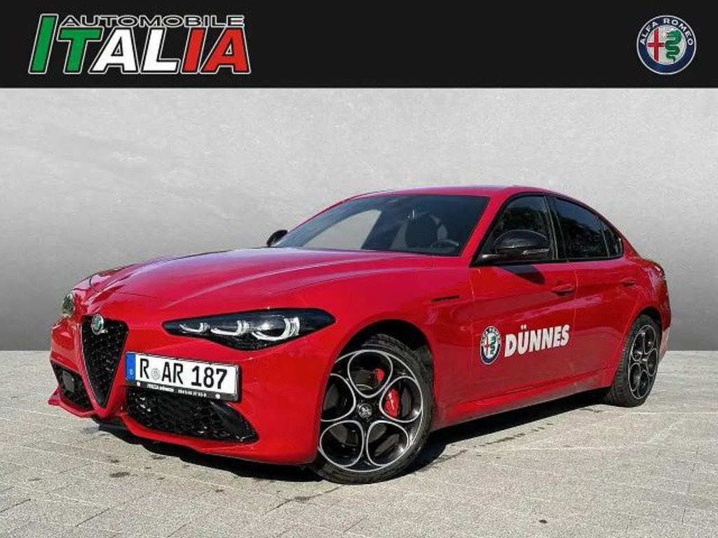 Alfa Romeo Giulia 2023 Benzine