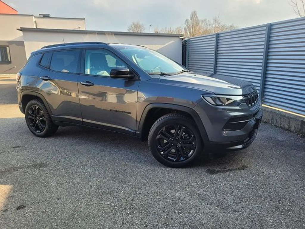 Jeep Compass 2023 Benzine