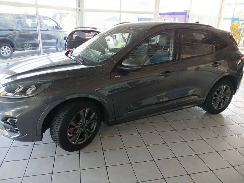 Ford Kuga 2024 Benzine