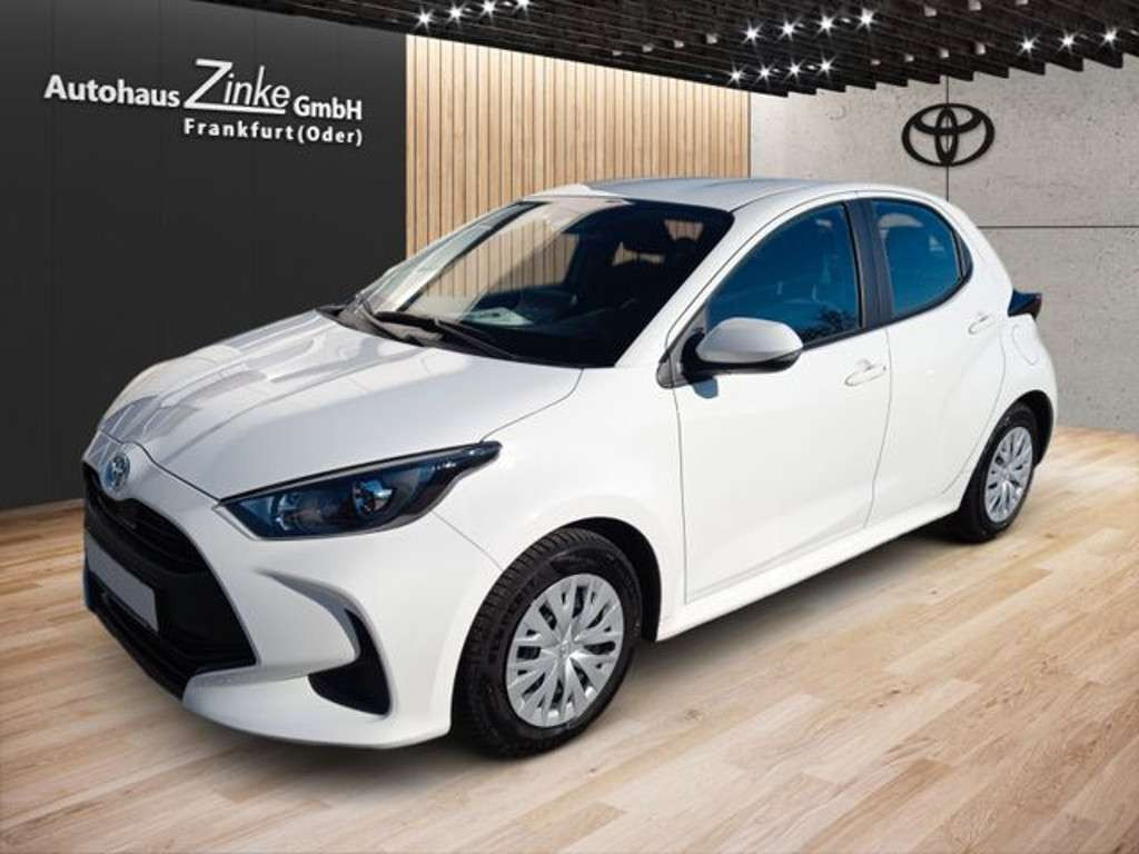 Toyota Yaris 2023 Benzine