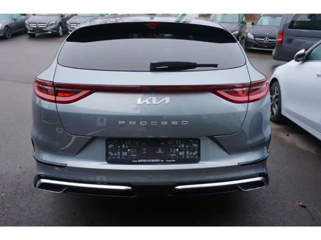 Kia ProCeed