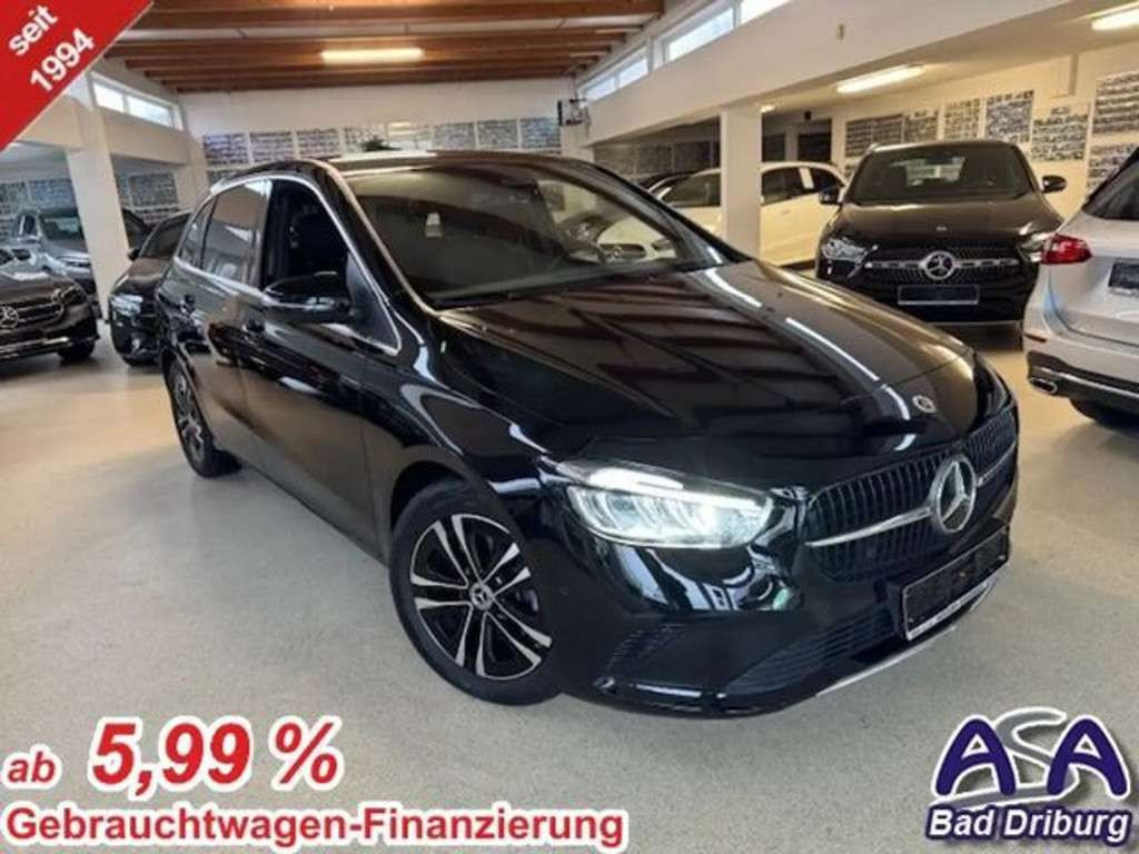 Mercedes-Benz B-Klasse 2024 Benzine