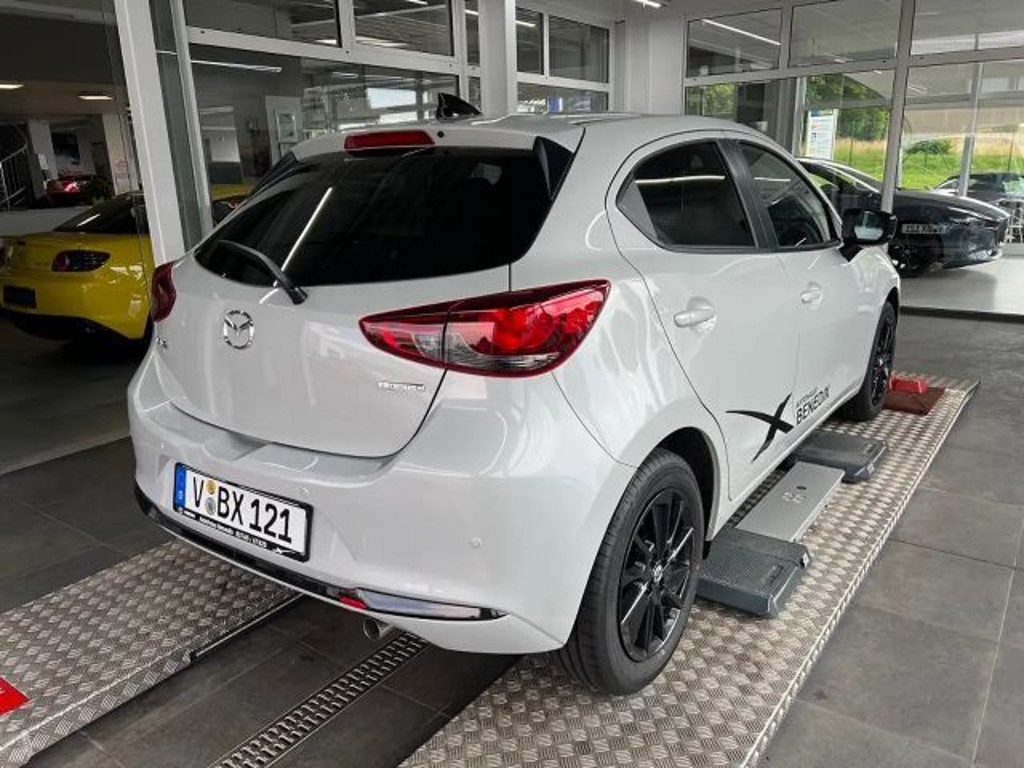 Mazda 2