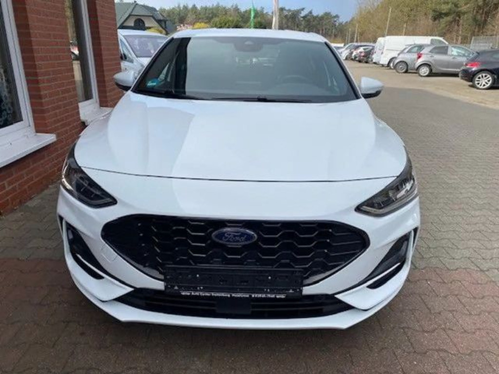 Ford Focus 2023 Benzine