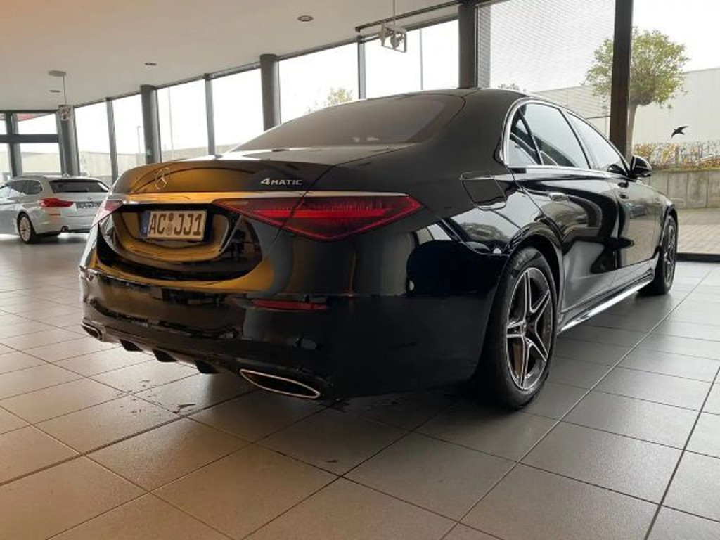 Mercedes-Benz S-Klasse