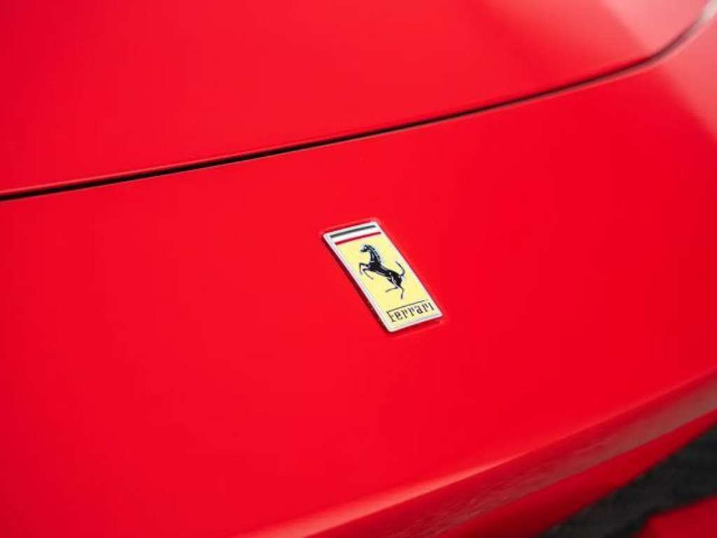 Ferrari 296