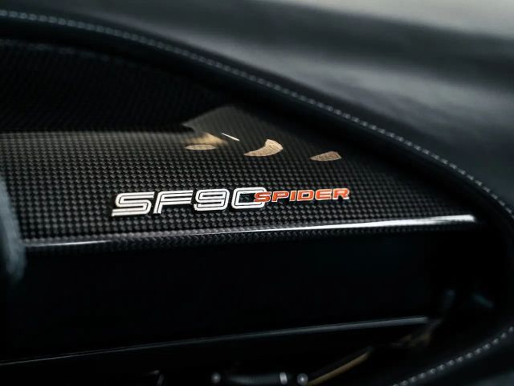 Ferrari SF90