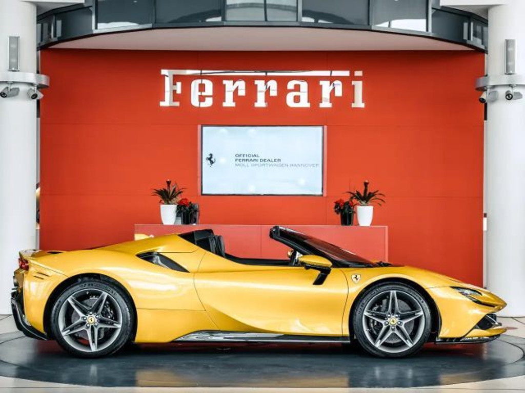 Ferrari SF90