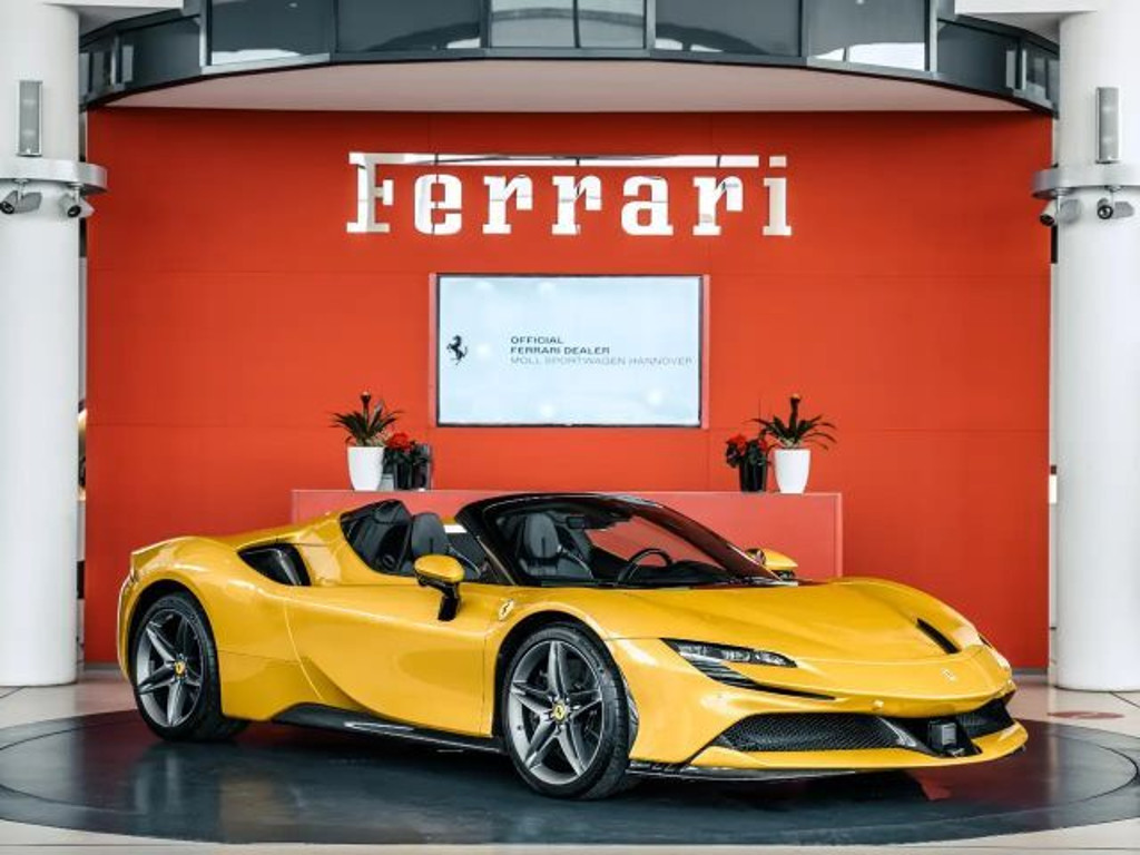 Ferrari SF90