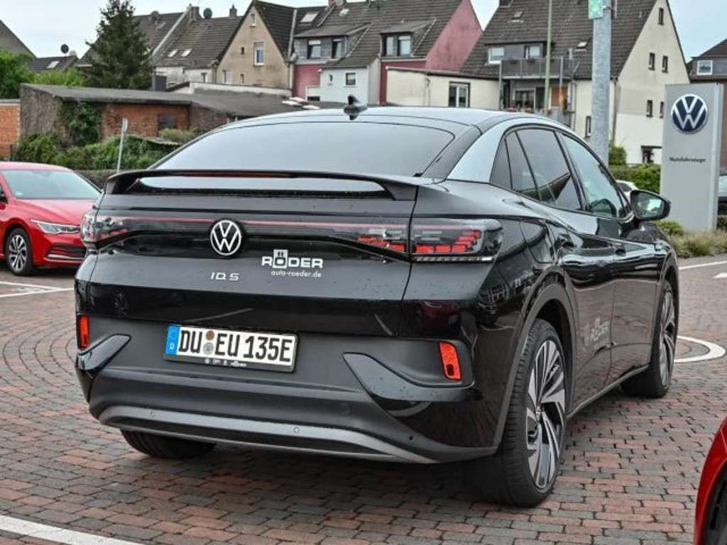 Volkswagen ID.5