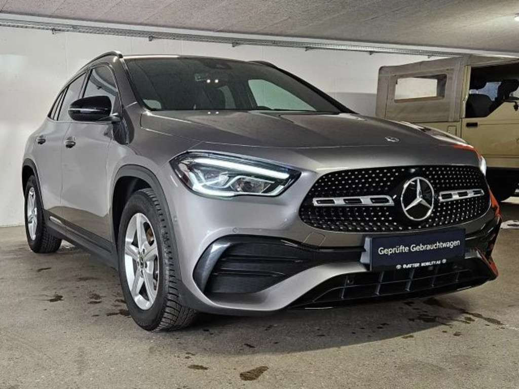 Mercedes-Benz GLA-Klasse