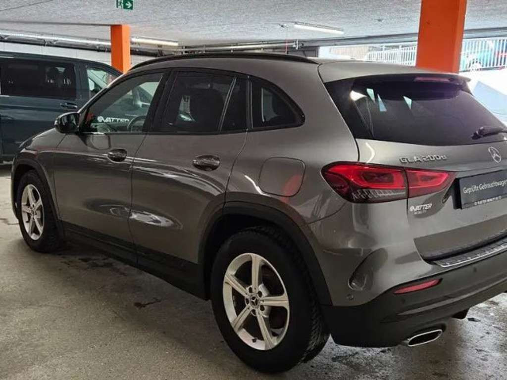 Mercedes-Benz GLA-Klasse