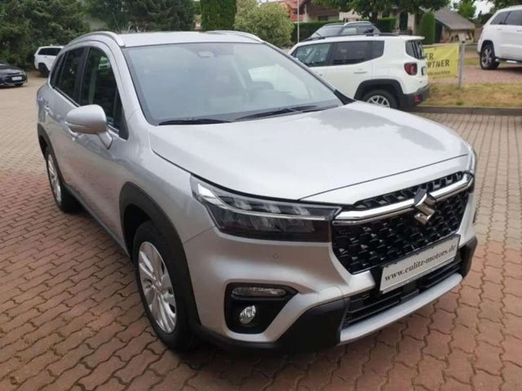 Suzuki S-Cross