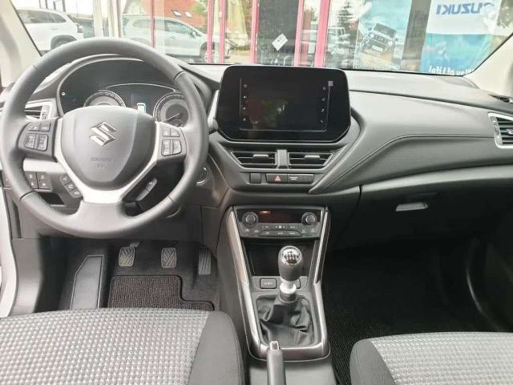 Suzuki S-Cross