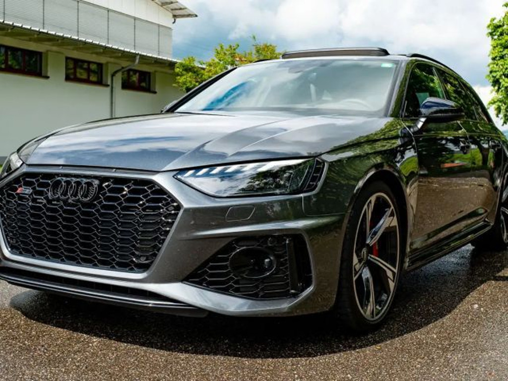 Audi RS4 2023 Benzine