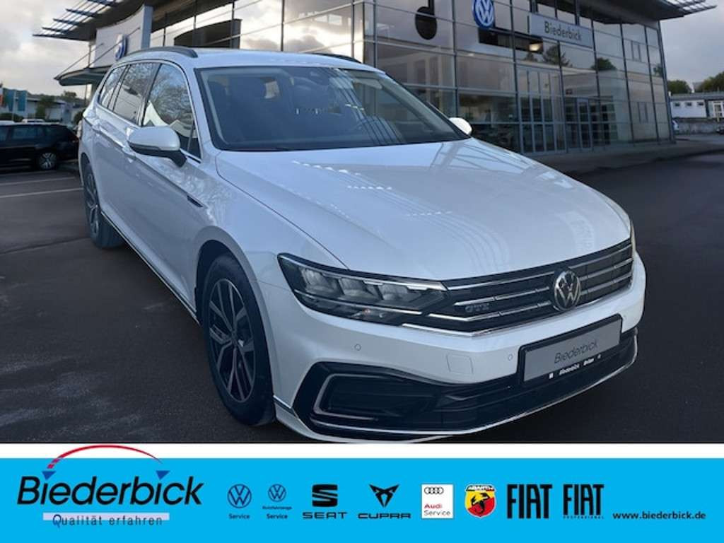 Volkswagen Passat 2022 Hybride Benzine