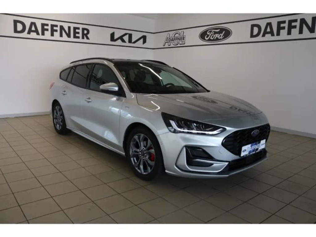 Ford Focus 2023 Hybride Benzine
