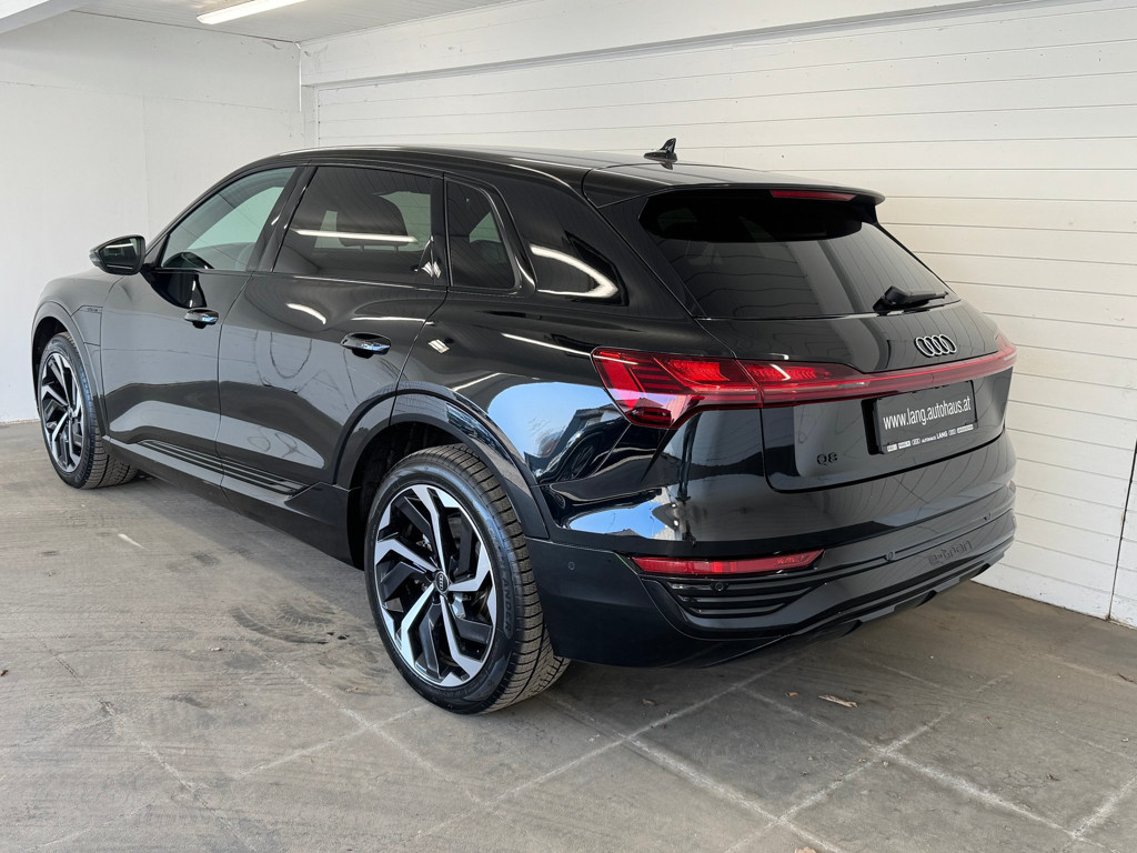 Audi Q8 e-tron