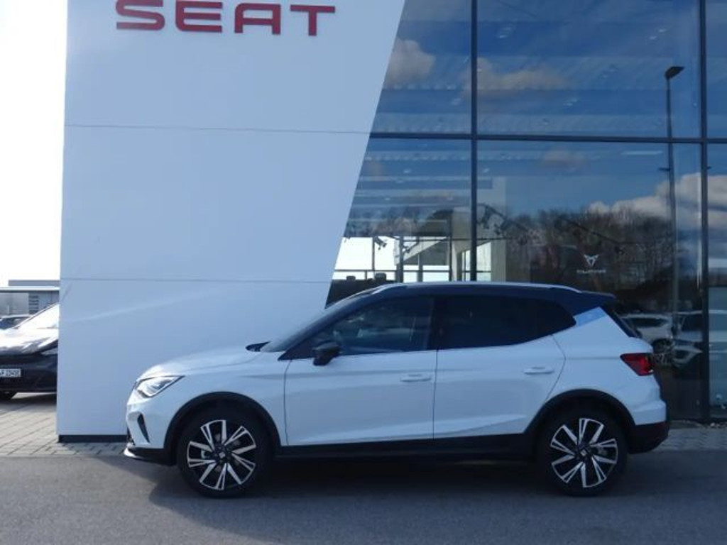 Seat Arona 2024 Benzine