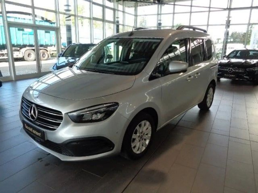 Mercedes-Benz T 180 2024 Benzine