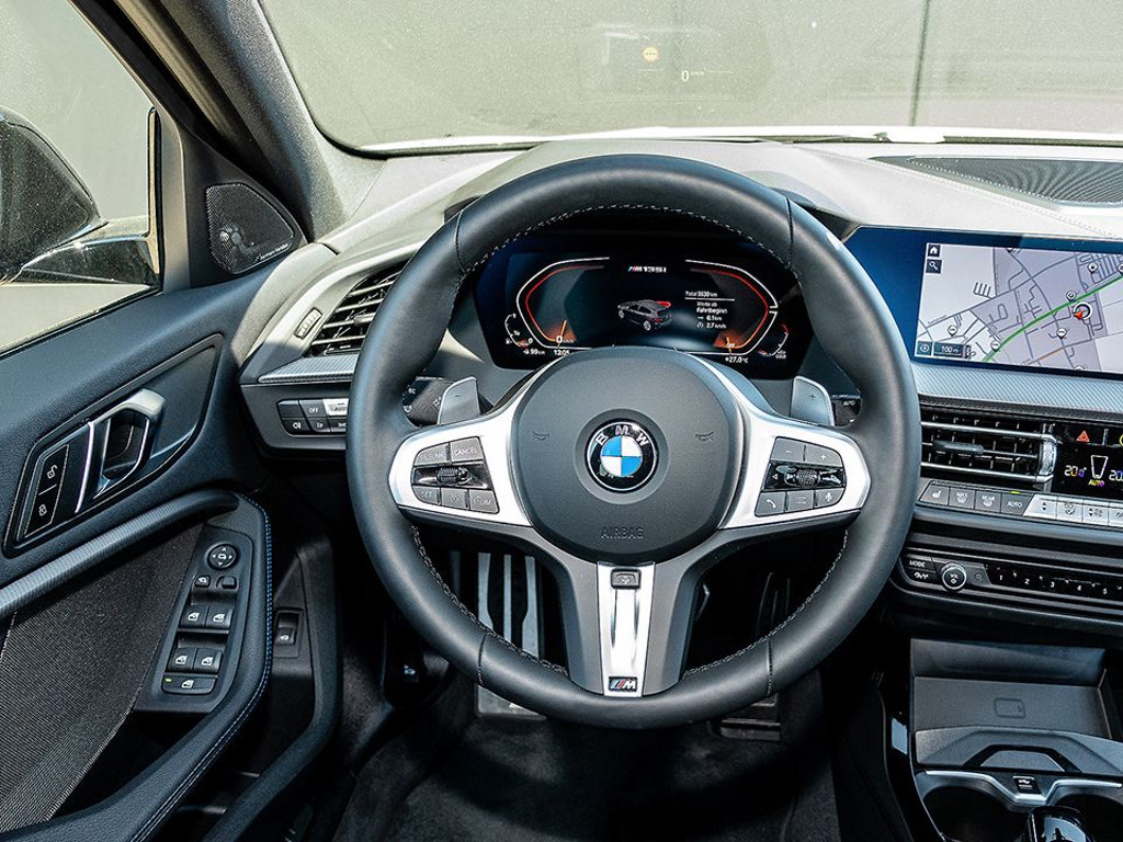 BMW M135i