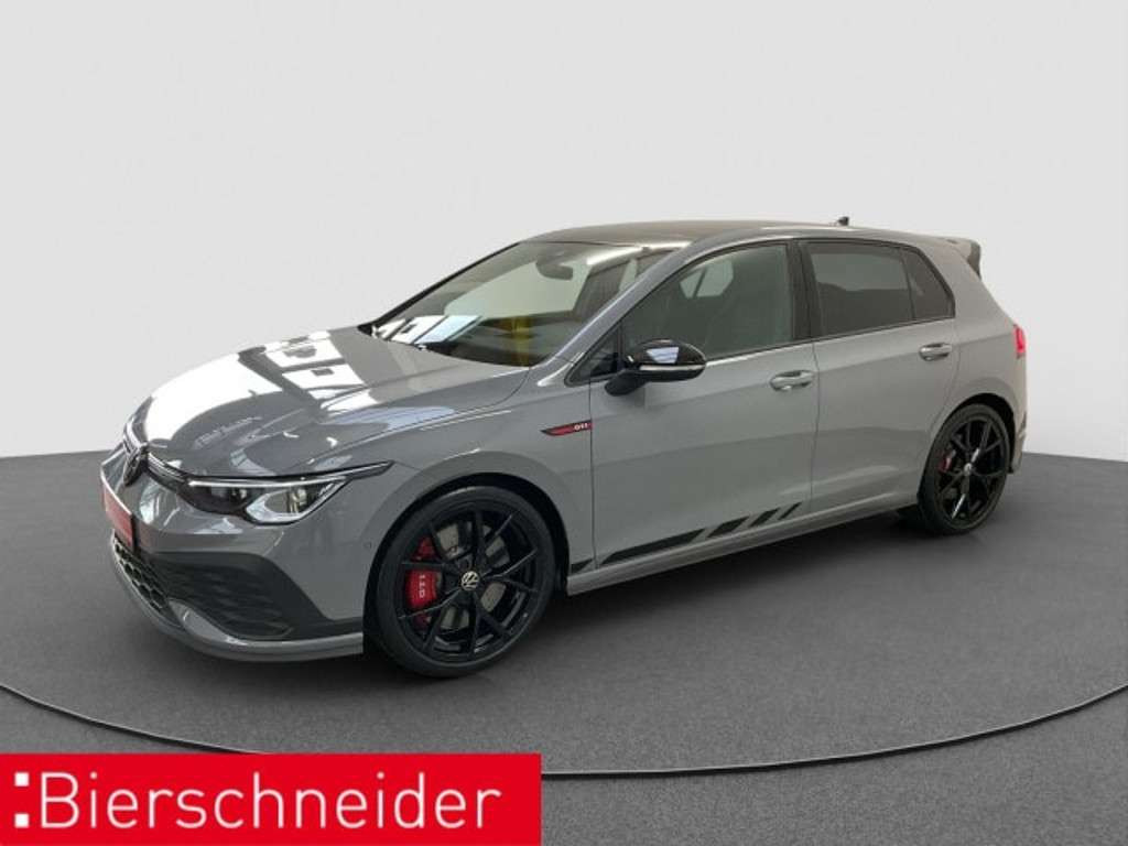 Volkswagen Golf 2024 Benzine