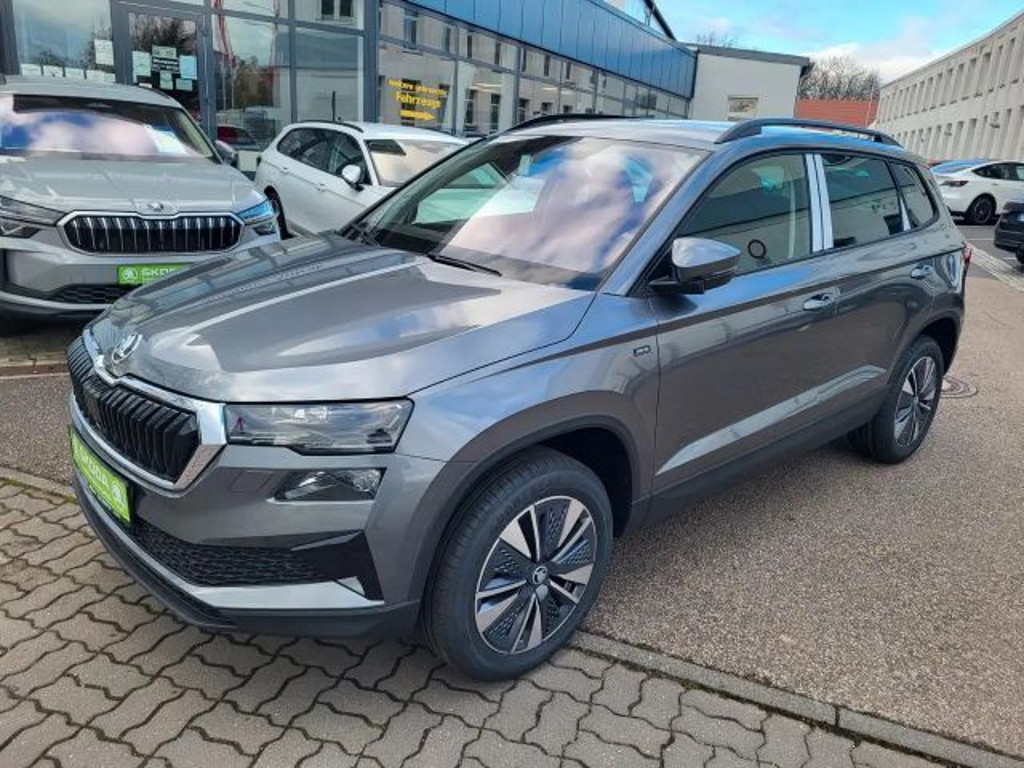 Skoda Karoq 2025 Benzine
