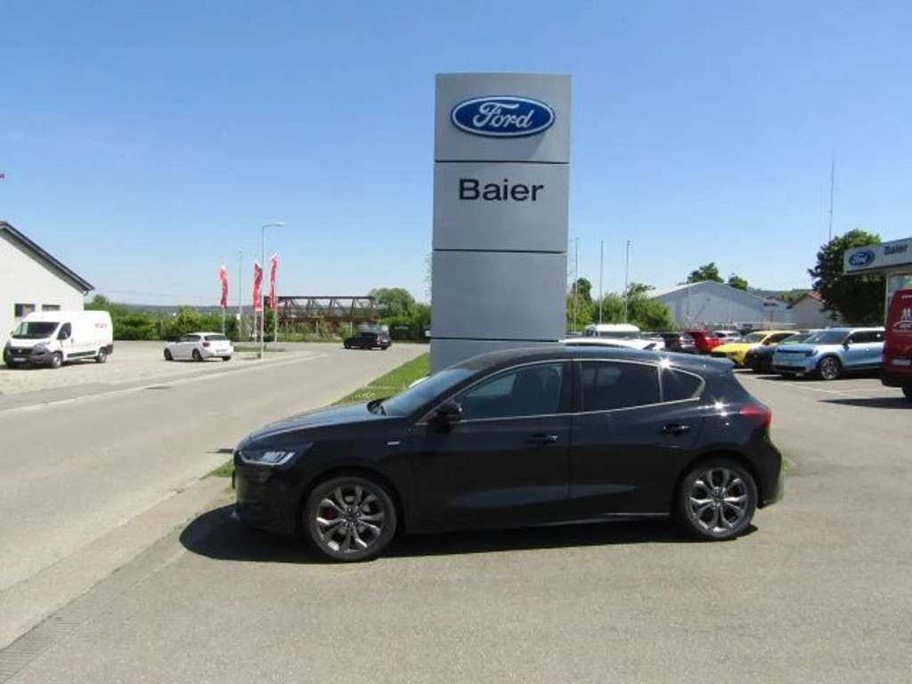 Ford Focus 2022 Benzine