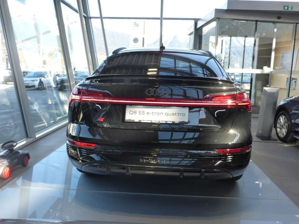 Audi Q8 e-tron