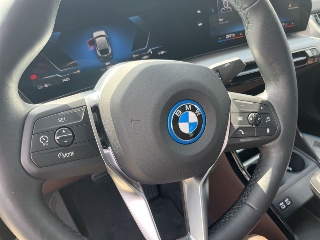 BMW iX2