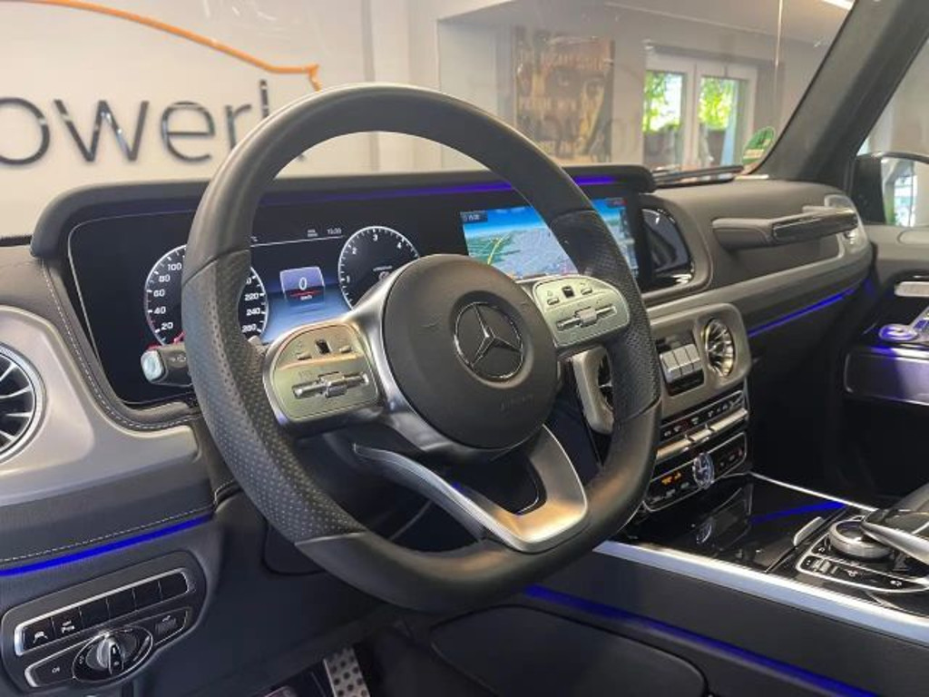 Mercedes-Benz G-Klasse