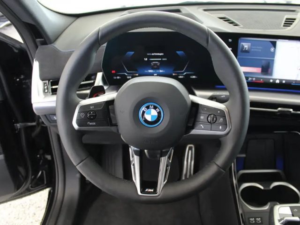 BMW iX2