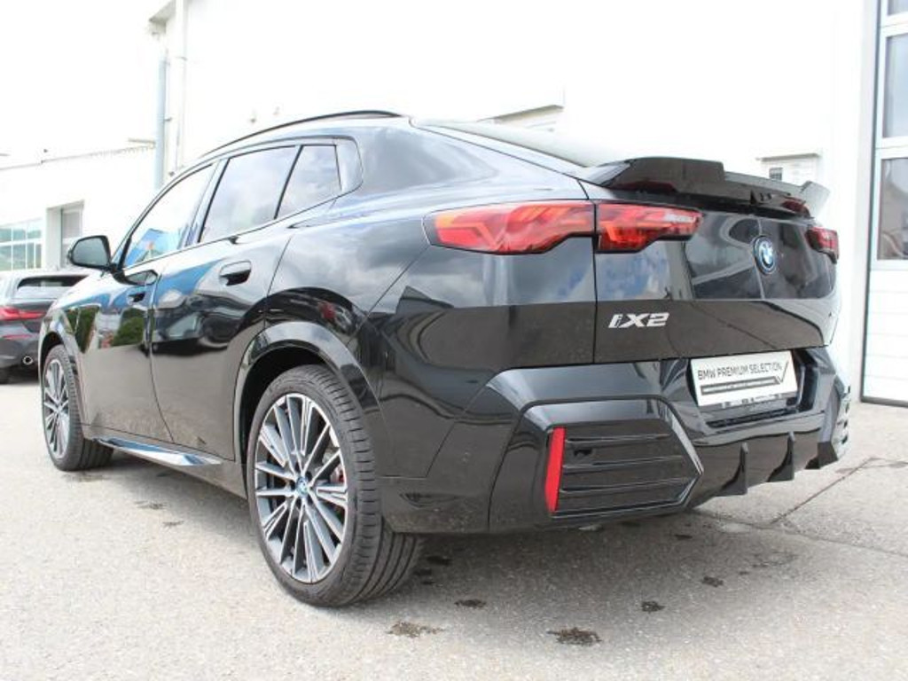 BMW iX2