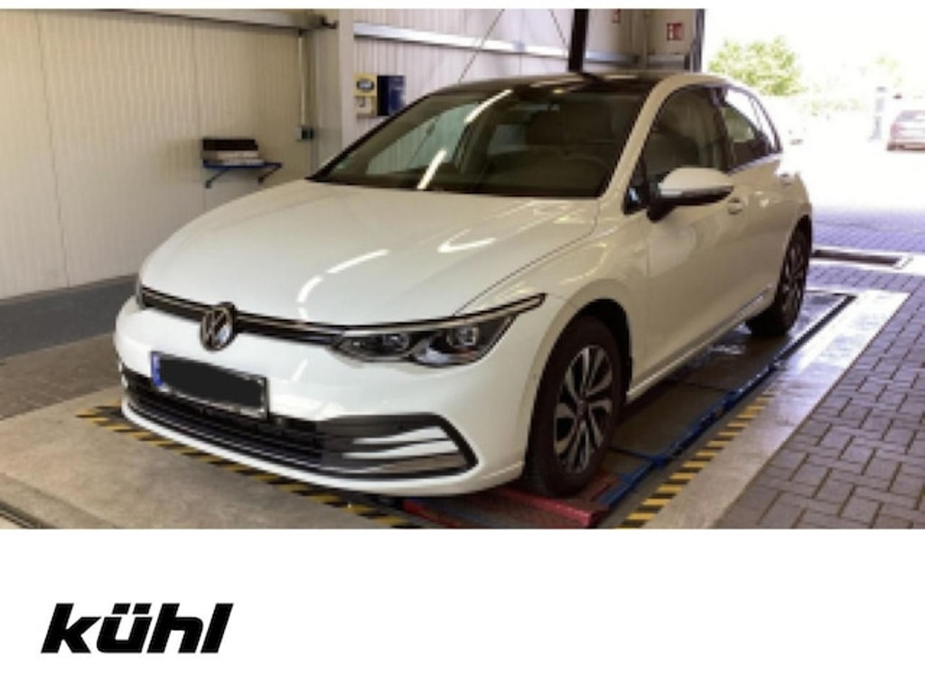 Volkswagen Golf 2023 Benzine