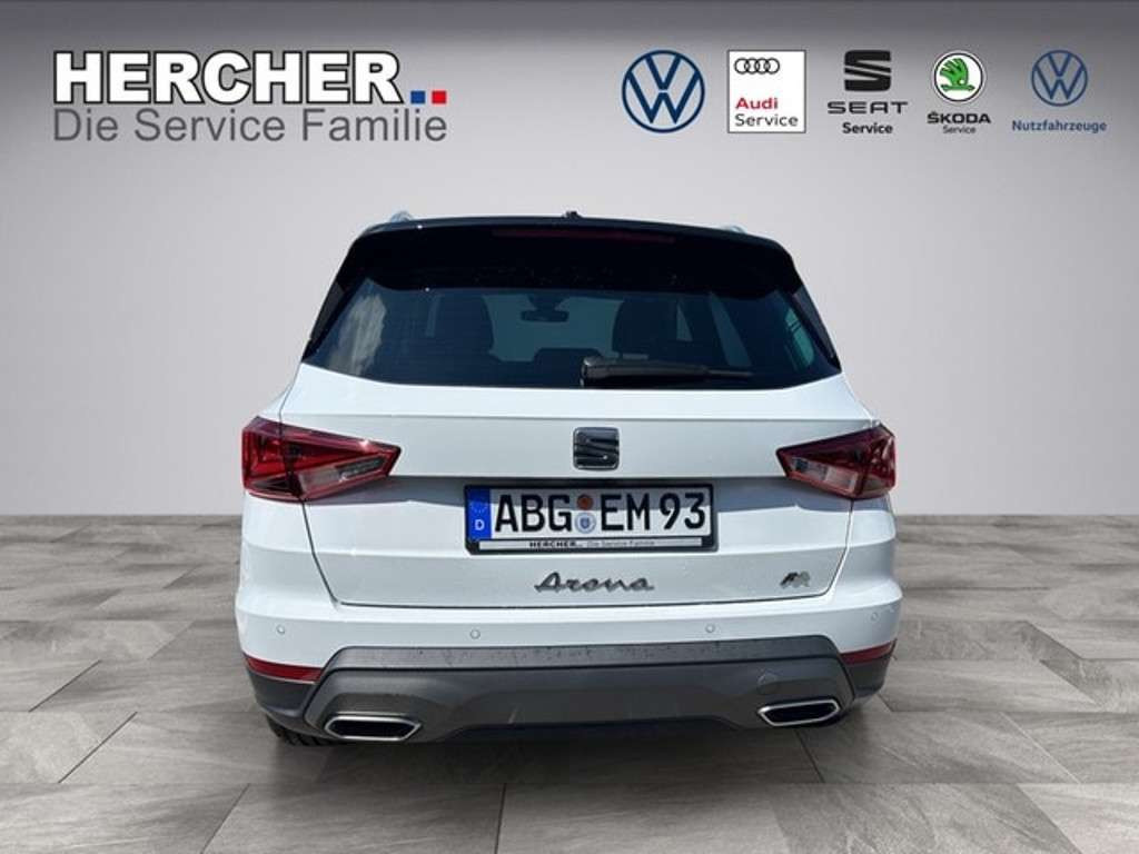 Seat Arona