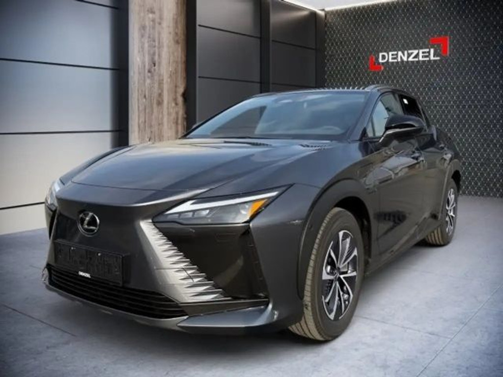 Lexus RZ