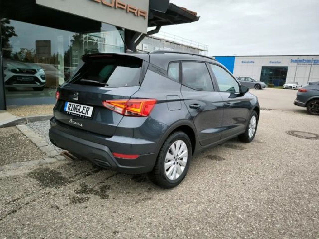 Seat Arona