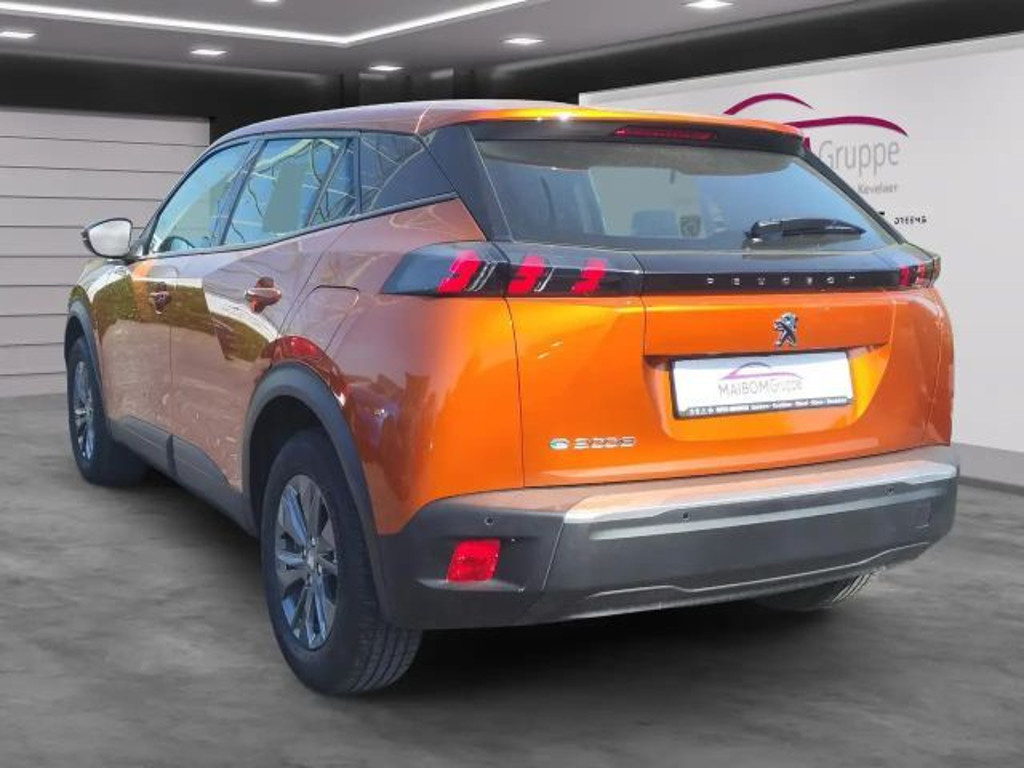 Peugeot e-2008