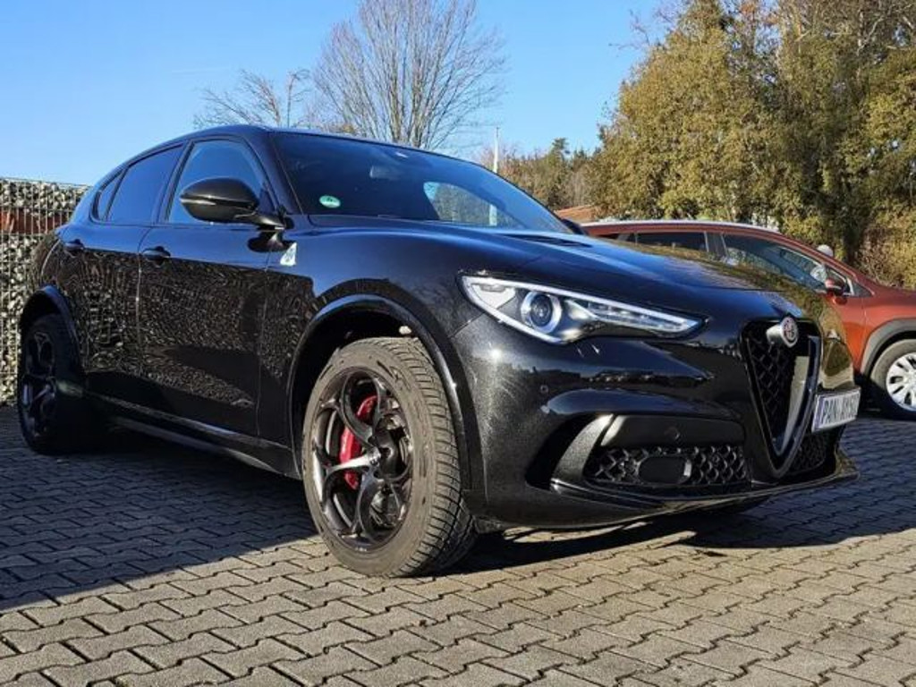 Alfa Romeo Stelvio 2021 Benzine