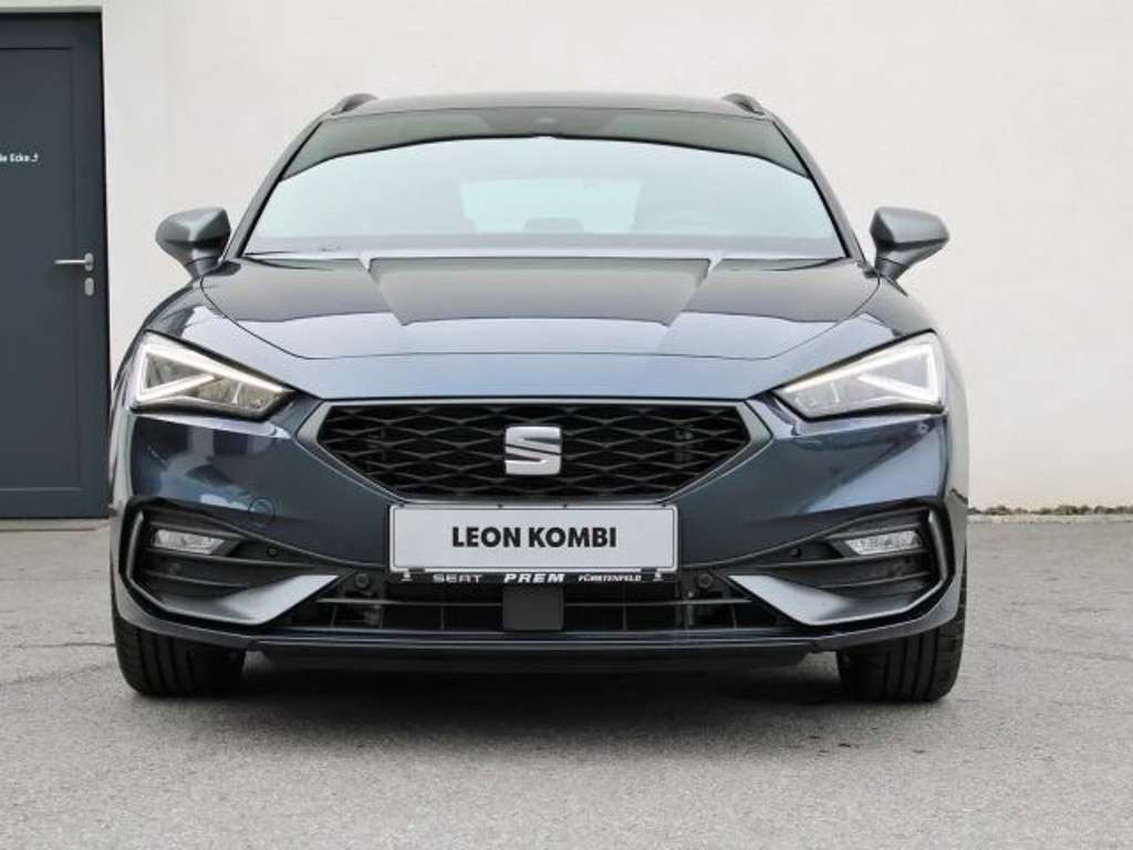 Seat Leon 2023 Benzine