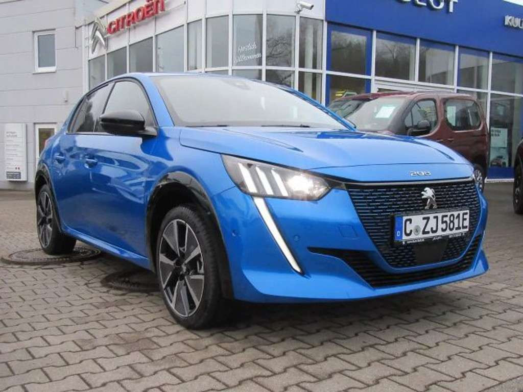 Peugeot e-208