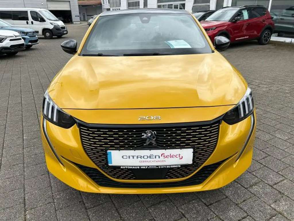Peugeot e-208