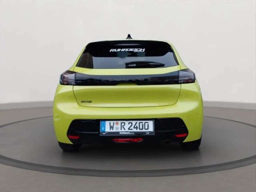 Peugeot e-208